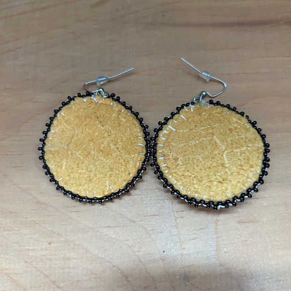Handmade earrings - Picture 2 of 3